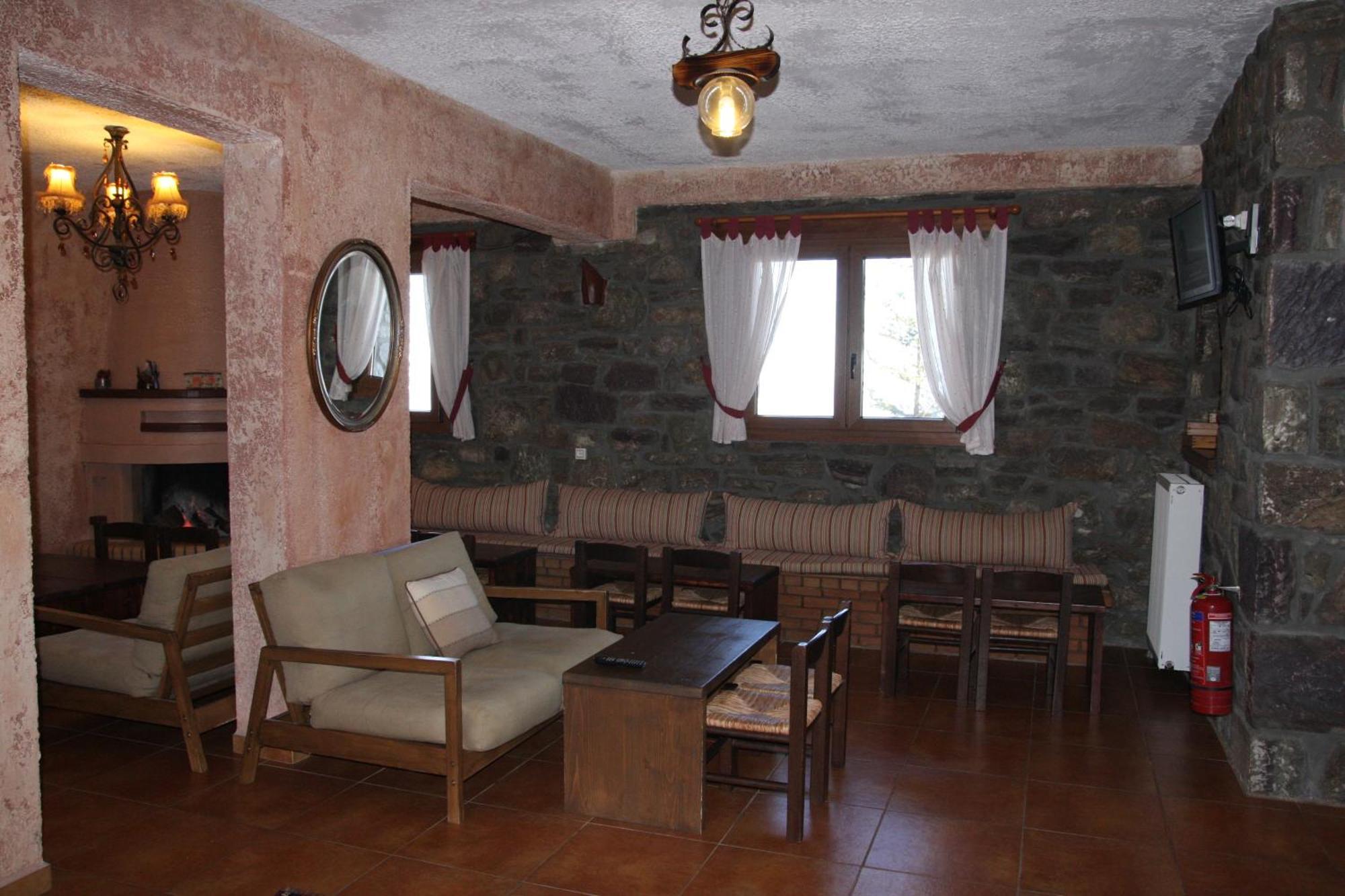 Faris Hotel Xirokampi Exteriér fotografie