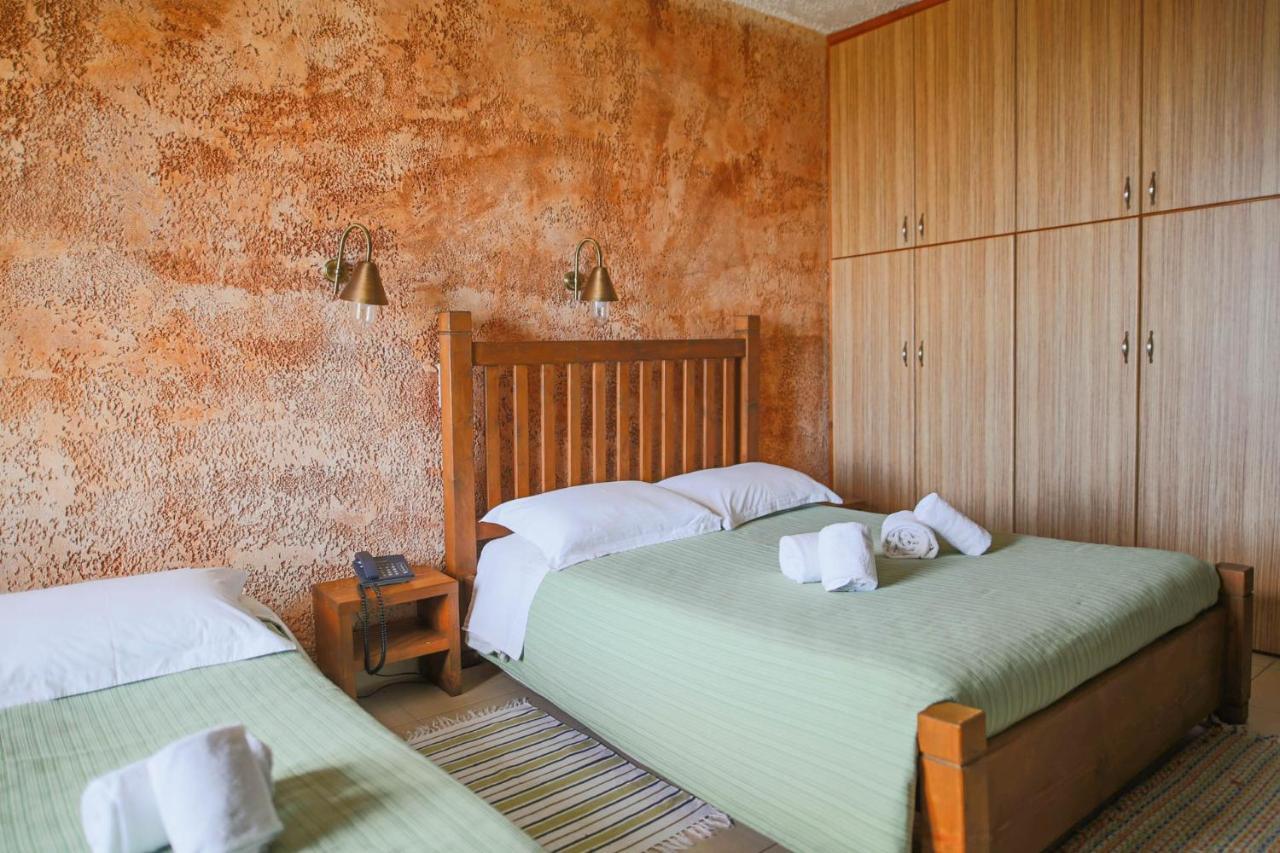 Faris Hotel Xirokampi Exteriér fotografie