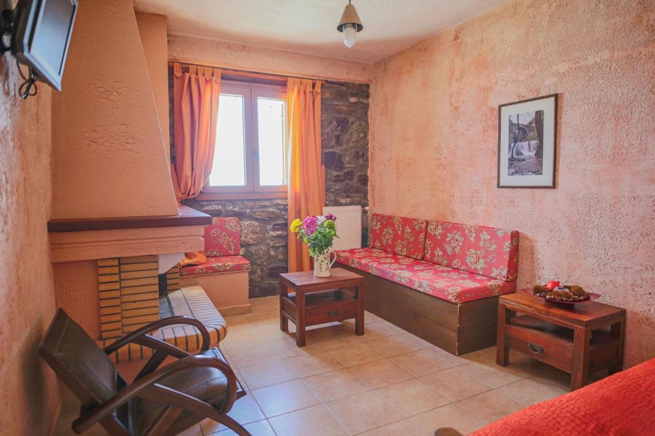 Faris Hotel Xirokampi Exteriér fotografie