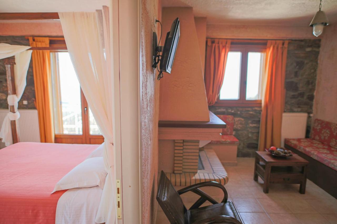 Faris Hotel Xirokampi Exteriér fotografie